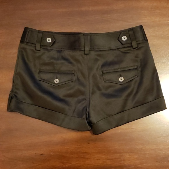 Express ladies black shorts - Picture 2 of 4